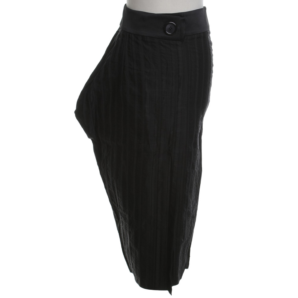 Armani Asymmetrische rok in zwart