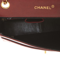 Chanel "Classic Flap Bag" a Bordeaux