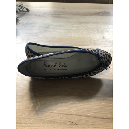 French Sole Slippers/Ballerinas Canvas