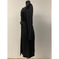 Burberry Prorsum Jacke/Mantel aus Viskose in Schwarz