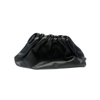 Bottega Veneta The Pouch Leather in Black