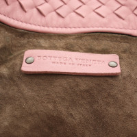 Bottega Veneta Cesta Bag Leather in Pink