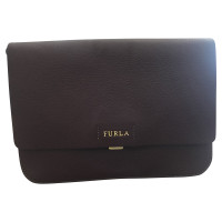 Furla Handtasche aus Leder in Bordeaux