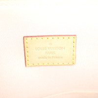 Louis Vuitton Alma GM38 aus Lackleder in Beige