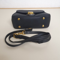 Burberry DK88 Top Handle Bag Leer in Zwart