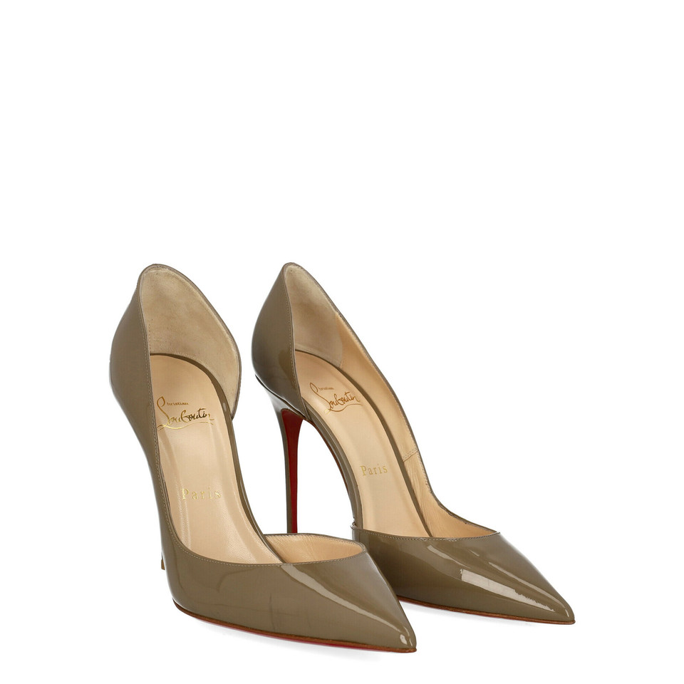 Christian Louboutin Pumps/Peeptoes Leer in Beige