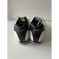 Chanel Trainers Leather in Violet