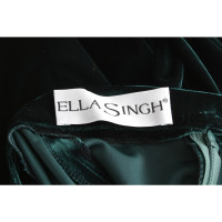 Ella Singh Anzug in Grün