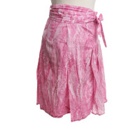 Burberry Wrap skirt in pink
