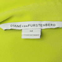 Diane Von Furstenberg Seidenbluse in Neongrün