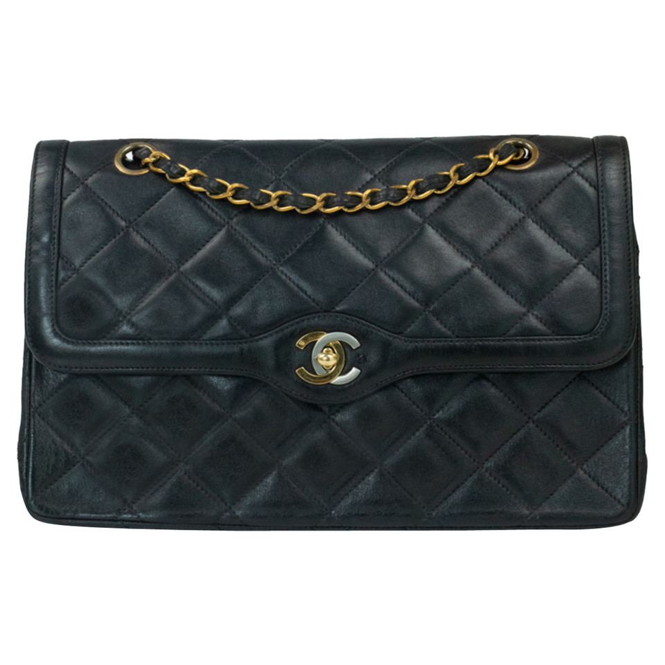 Chanel Classic Flap Bag en Cuir en Noir