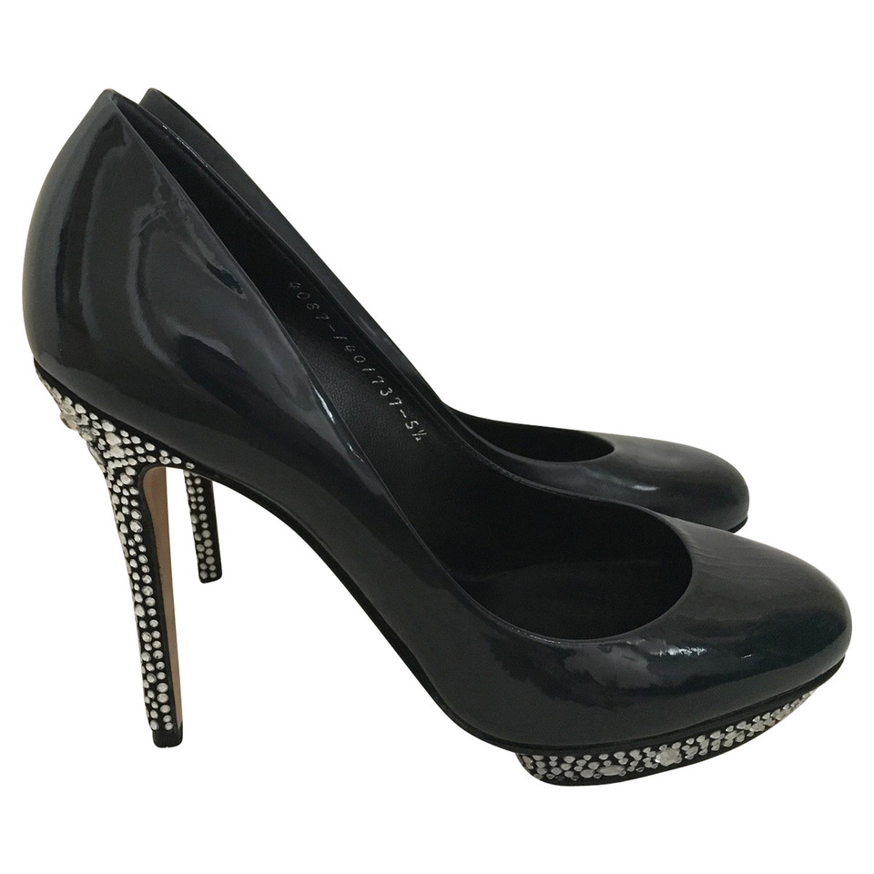 Gina pumps in patent leather