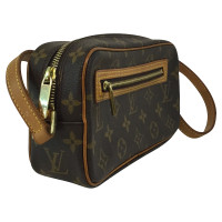 Louis Vuitton Pochette Mini Canvas