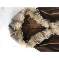 Rizal Jacke/Mantel aus Pelz in Braun