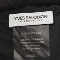 Yves Salomon Scarf/Shawl Fur in Black