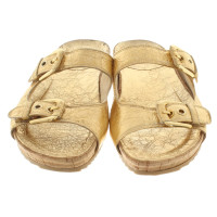 Stuart Weitzman Sandals in Gold / Brown