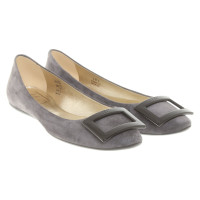 Roger Vivier Mocassini/Ballerine in Pelle scamosciata in Grigio