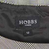 Hobbs controllare vestito