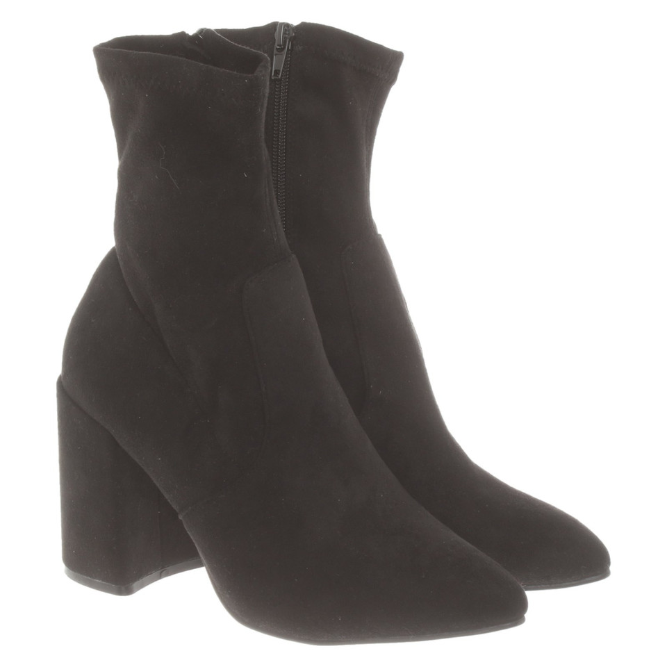 Steve Madden Stiefeletten in Schwarz