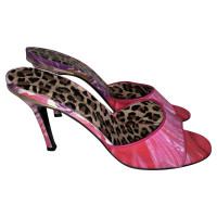Dolce & Gabbana Sandals Canvas in Pink