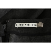 Alice + Olivia Rock in Grau