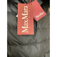 Max Mara Studio Jacket/Coat in Black