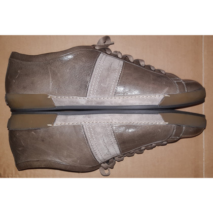 Santoni Sneakers aus Leder in Ocker