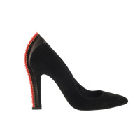 Alexander McQueen Pumps/Peeptoes aus Leder in Schwarz