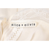 Alice + Olivia Oberteil in Creme