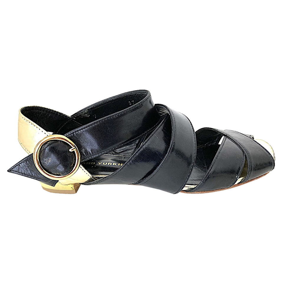 Gaspard Yurkievich Sandals Leather in Black