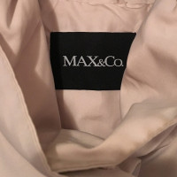 Max & Co Mantel