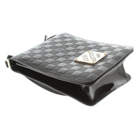 Louis Vuitton Handbag with leather handle