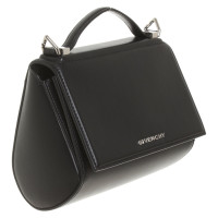 Givenchy Pandora Bag aus Leder in Schwarz