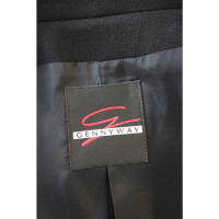 Genny Jacke/Mantel aus Wolle in Schwarz