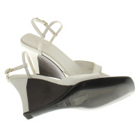 Gucci Leather Wedges in het wit