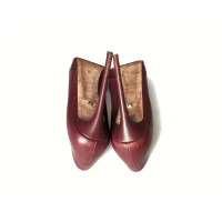 Valentino Garavani Pumps/Peeptoes Leather in Bordeaux