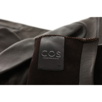 Cos Gloves Leather in Brown