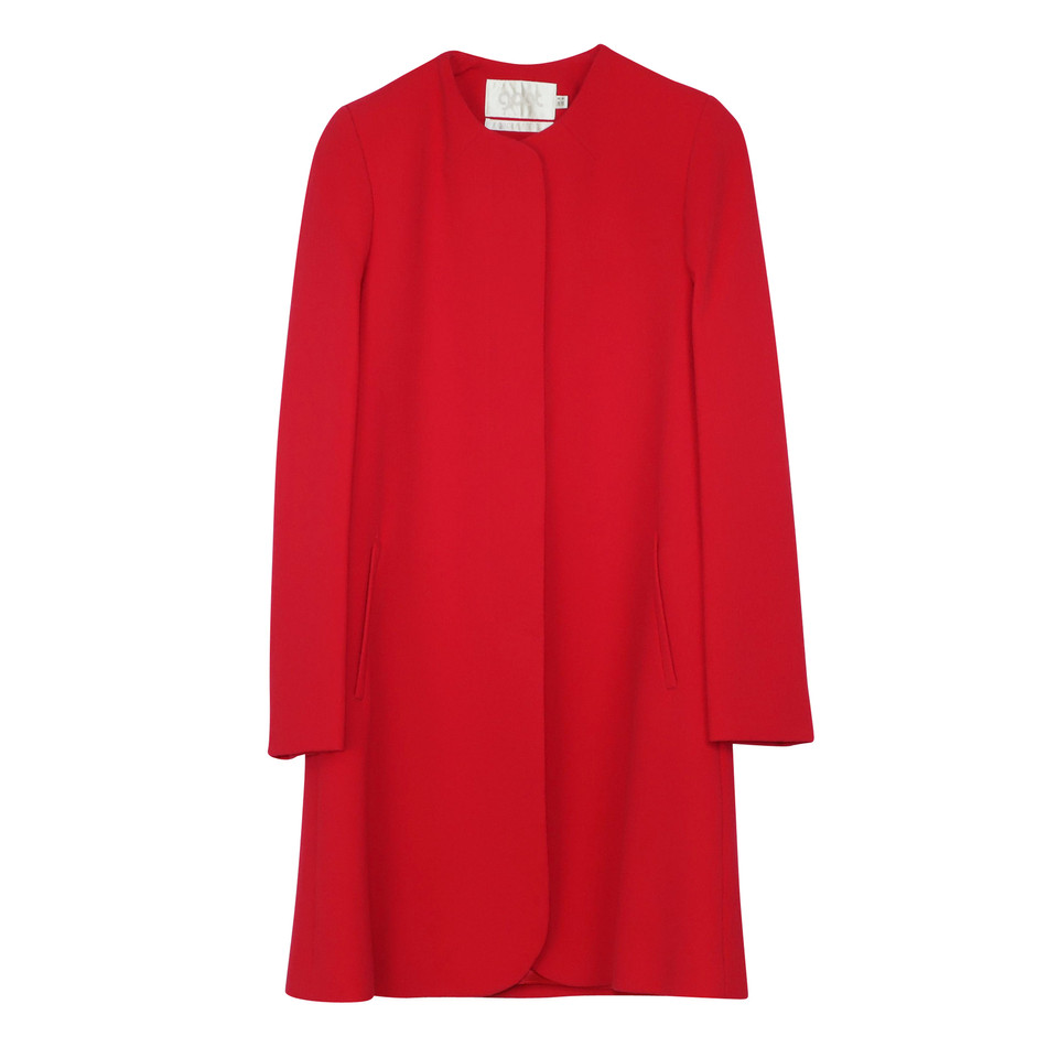 Goat Jacket/Coat Wool in Red