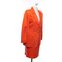 Genny Anzug aus Seide in Orange
