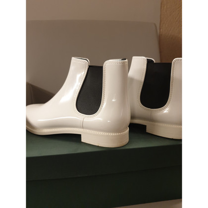 Church's Ankle boots in White