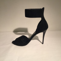 Giuseppe Zanotti Pumps/Peeptoes Suede in Black