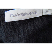 Calvin Klein Jeans Kleid aus Baumwolle in Schwarz