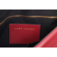 Marc By Marc Jacobs Umhängetasche aus Leder in Bordeaux