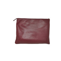 Fendi Clutch en Cuir en Bordeaux