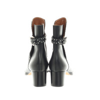Givenchy Stiefeletten aus Leder in Schwarz