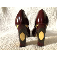 Emilio Pucci Sandals Patent leather in Bordeaux