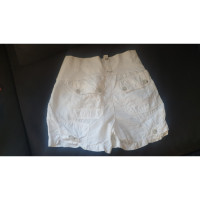 High Use Shorts in Weiß