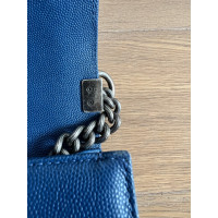 Chanel Boy Bag Leer in Blauw