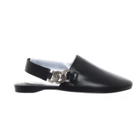 Givenchy Slipper/Ballerinas aus Leder in Schwarz