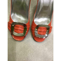 Roger Vivier Pumps/Peeptoes Patent leather in Red